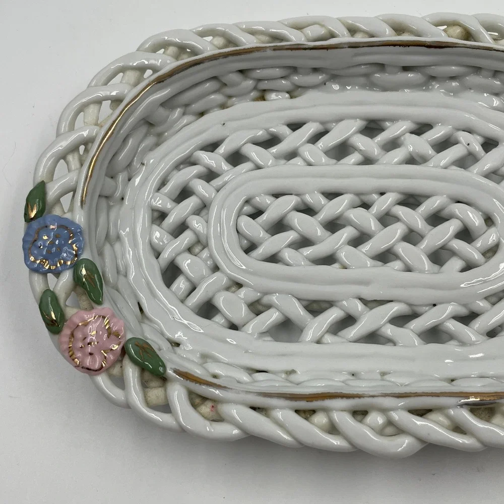 White Ceramic Lattice Woven Basket Oval Trinket Dish Pink Blue Applied Flowers